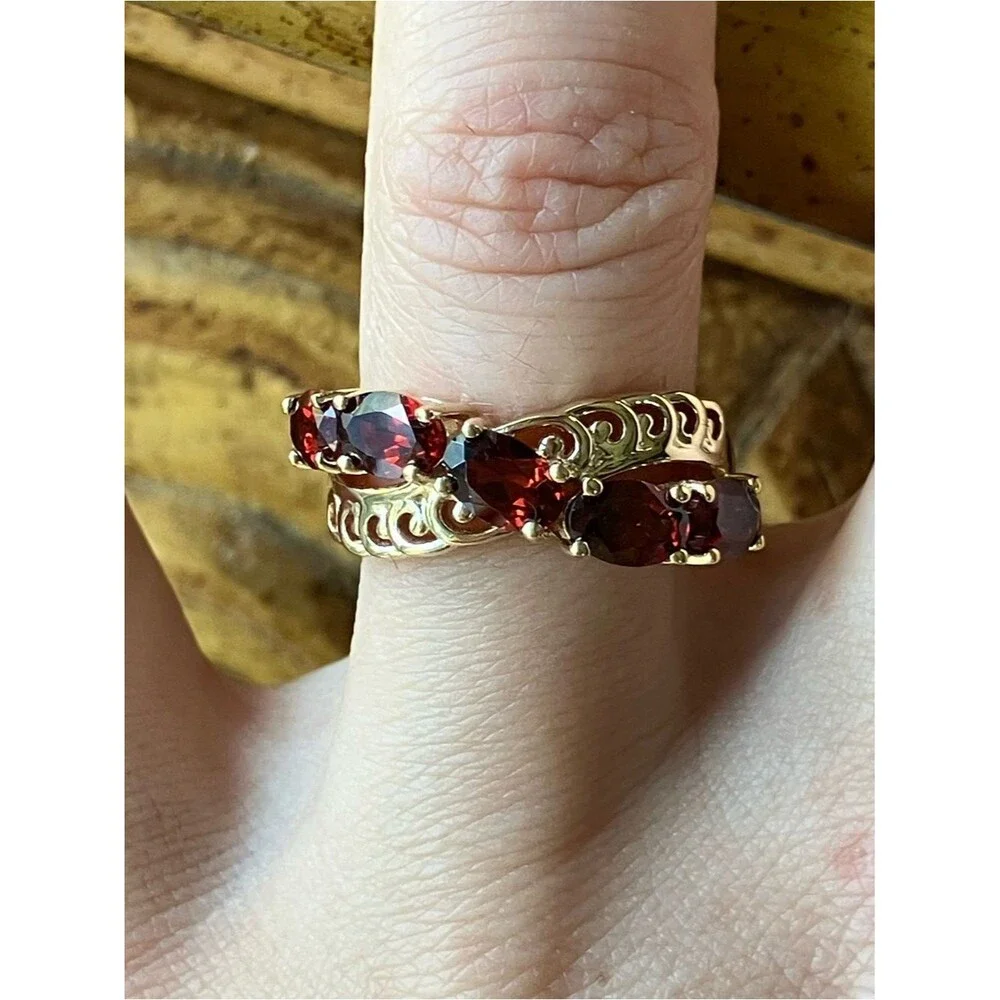 Natural Red Garnet Sterling Silver Ring Size 6.75